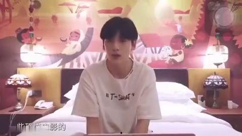 吃瓜学妹其他视频,跟随她的镜头，探索生活百态