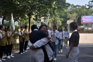 柳江中学吃瓜,揭秘校园里的“瓜田”风云